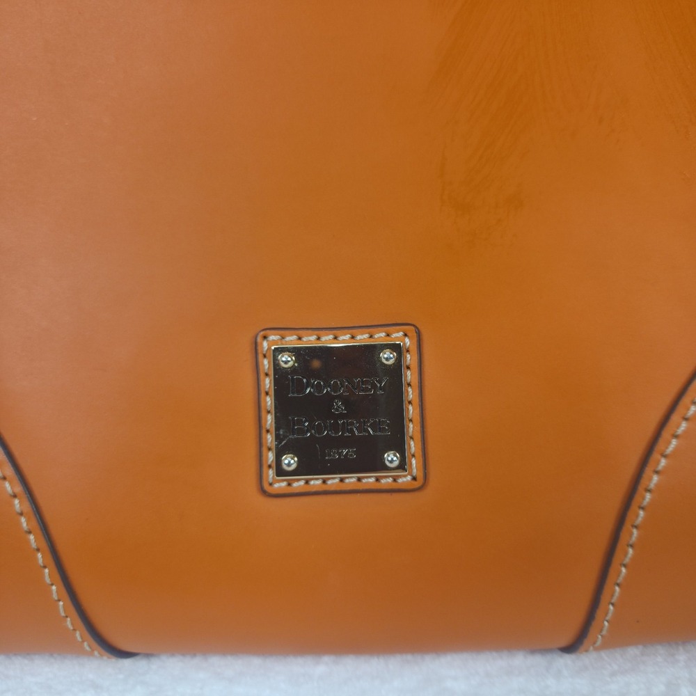 Dooney & Bourke "MILA" Pumpkin Color/Large Leather Tote Bag With Dust Cover - Picture 2 of 16